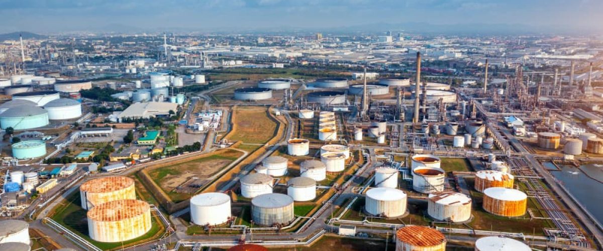 Fuel storage tanks and monitoring systems for efficient fuel management